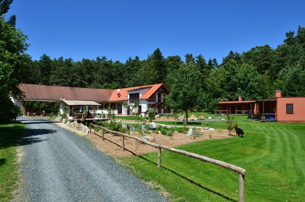 ホテルHacienda Del Piero Poppendorf im Burgenland エクステリア 写真