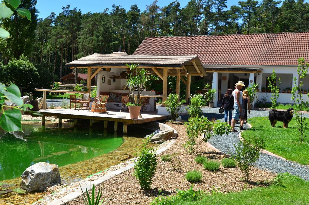 ホテルHacienda Del Piero Poppendorf im Burgenland エクステリア 写真